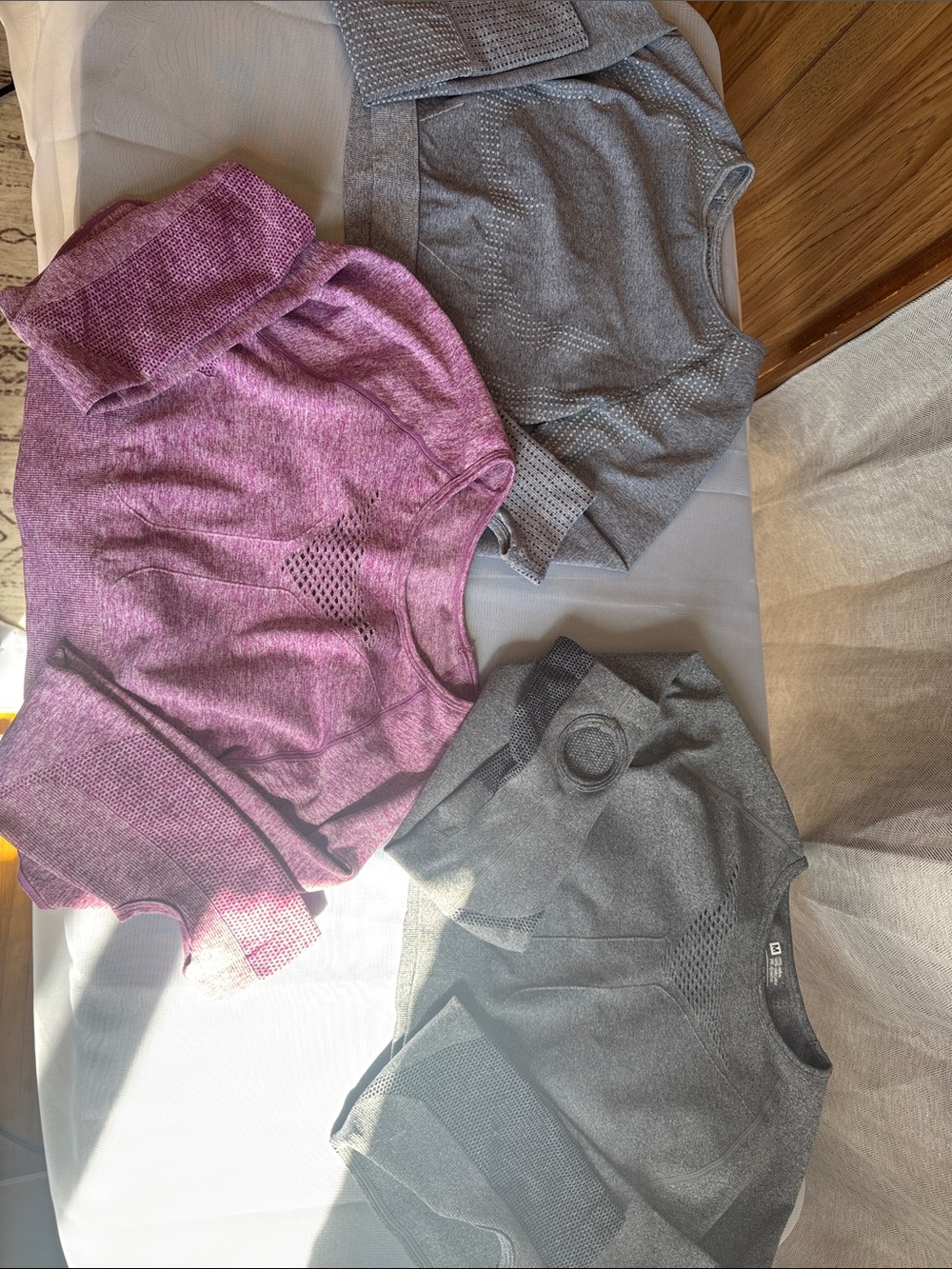 3 Seamless Workout Tops - Pink, Light Gray, Charcoal